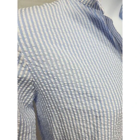 Women’s  Blue/White Striped Ruffle Detail  seersucker Button Up Blouse size XXL - Picture 3 of 9